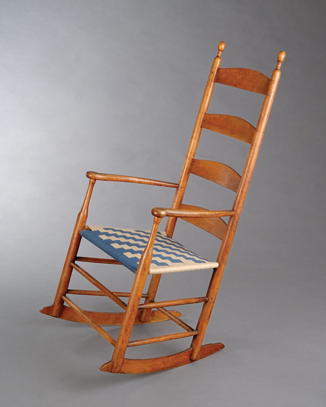 1840 20190623_liv_artofseating_joslyn